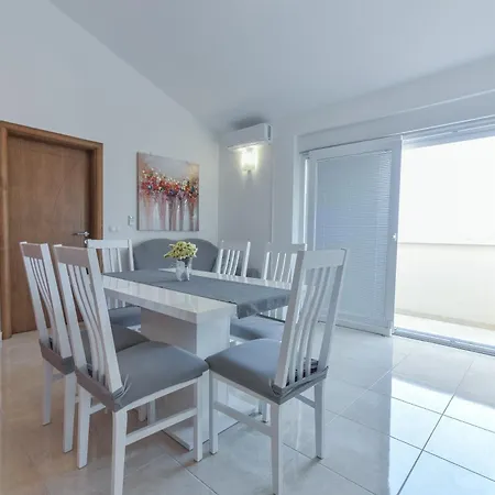 Sandrina Appartement Vrsi